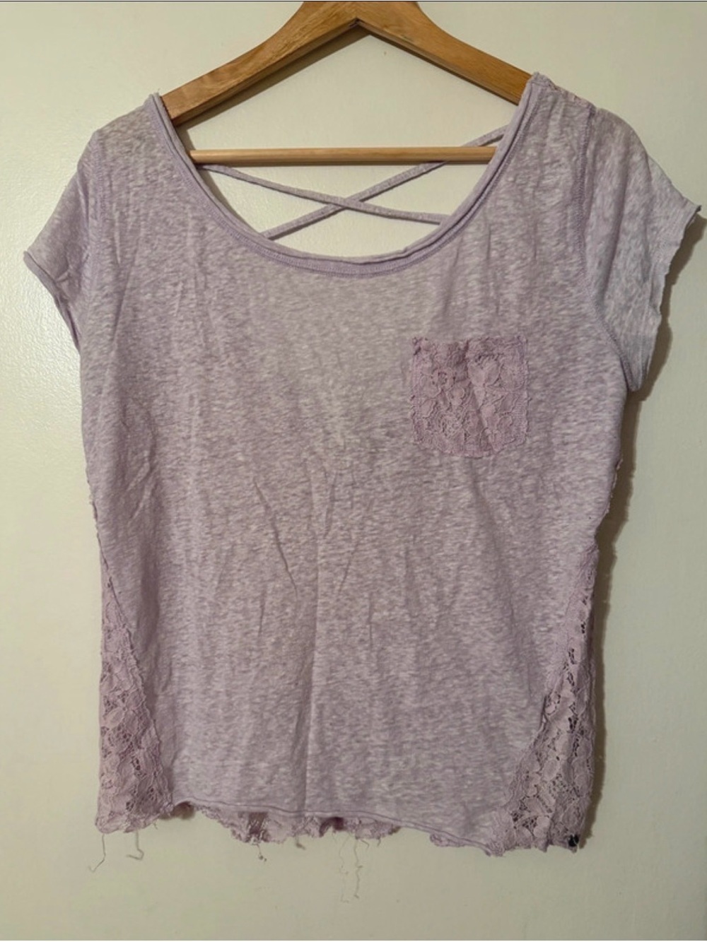 Abercrombie Lace Criss Cross back T-shirt M lavender women